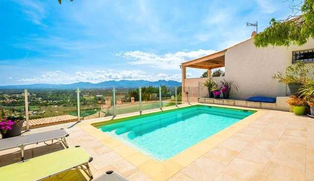 Pet friendly home in Roquebrune-sur-Argens