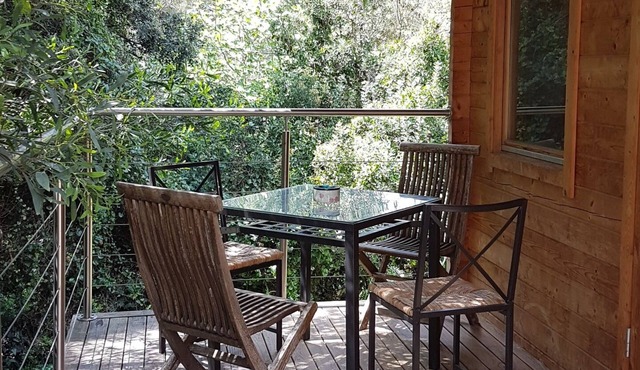 Petite Maison Avec Jardin et Piscine en Provence