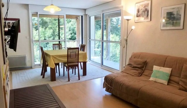 Pleiades Residence - Bright apartment with 2 balconies and covered parking