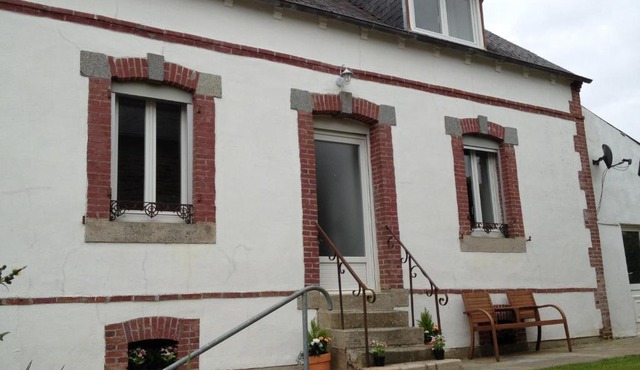 Ploumilliau House