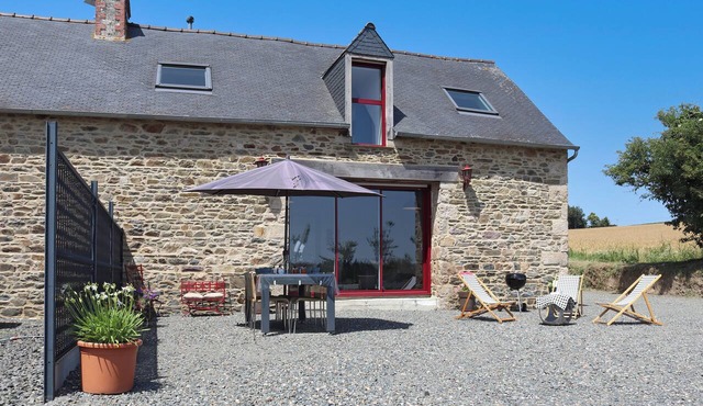 Pretty farmhouse near Pontrieux