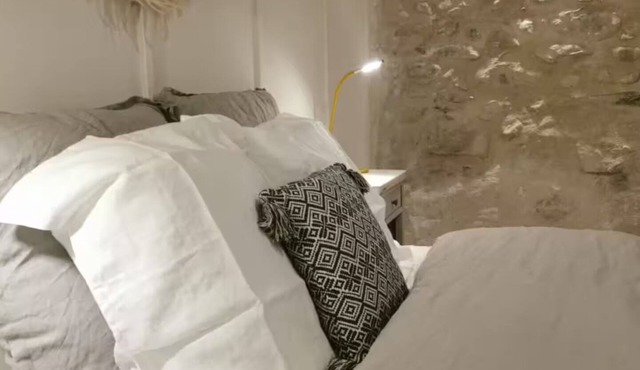 Private bedroom, private ensuite with kitchenette