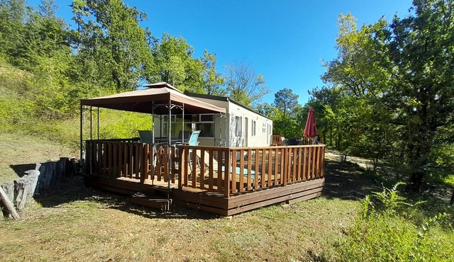 PRL ideally located in the Dordogne valley between Sarlat and Rocamadour.