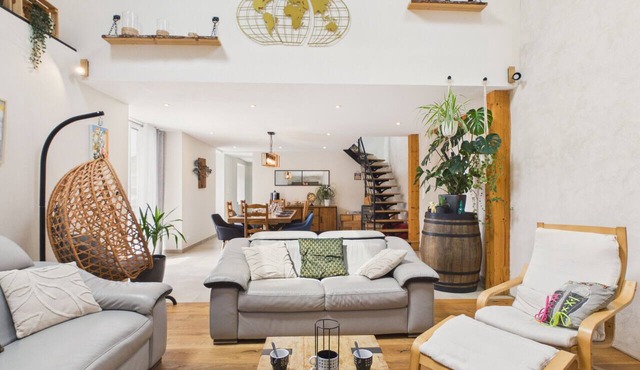 Quiet house with large garden - 7 guests