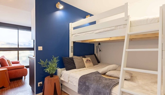 Renovated studio for 4 in Saint Lary Pla d'Adet with WIFI