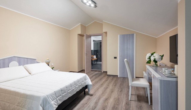 Rivoli Hotel