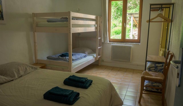 Room 'Chambre Jaune' with Mountain View, Shared Terrace and Shared Garden