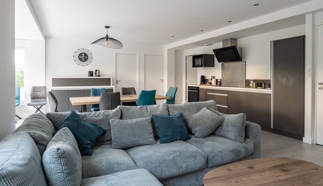 Salicorne - Two Bedroom Apartment, Sleeps 4