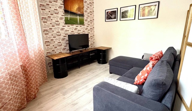 Sapiac's Cozy Retreat, an apartment with a garage. Just a stone's throw from the stadium….