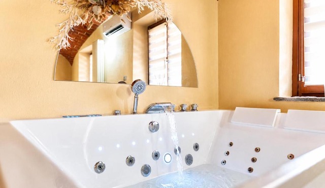 Secret Suite - Jacuzzi Privata & Relax