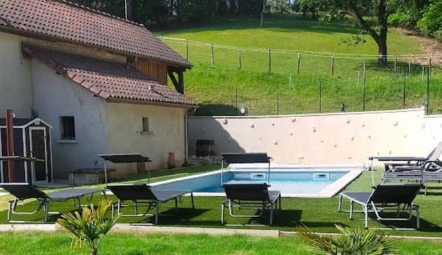 Sîbô Gîte - Duo apartment for 2, swimming pool and natural charm in the city