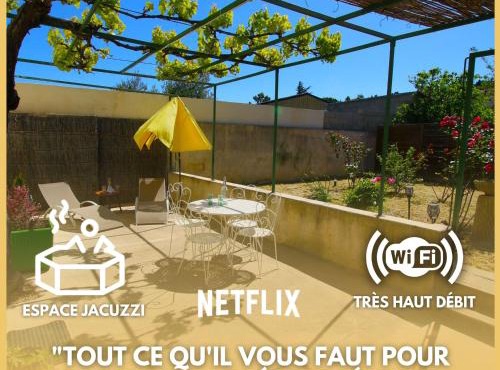 Sous La Treille