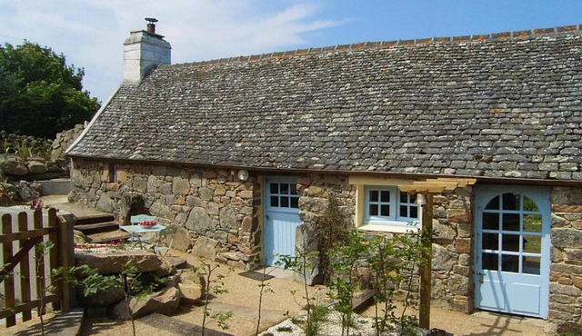 Stone House in Brittany with Sea Views