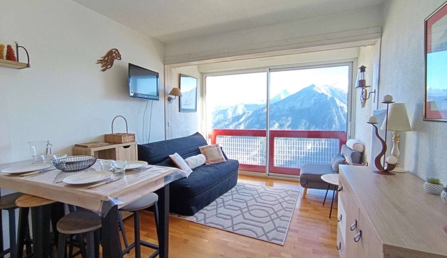 Studio for 4 with balcony in Saint-Lary-Soulan