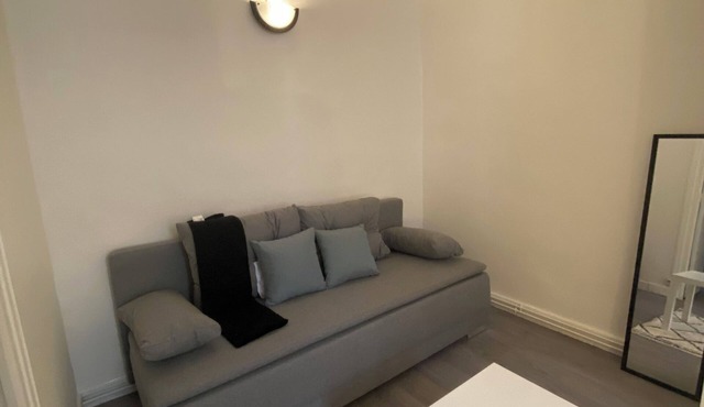 Studio Placé à 2min à Pied de la Gare. Quartier Nancy Gare