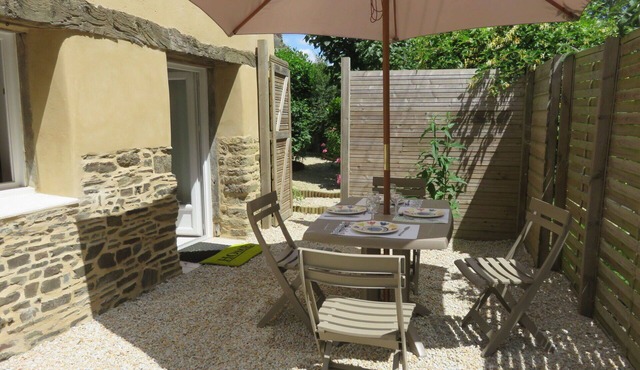 Stunning private villa for 4 people with TV and terrace