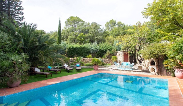 Stunning villa for 4 people with WIFI, private pool, A/C and TV