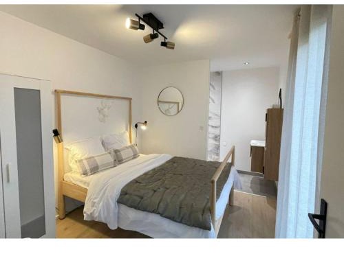 Suite moderne 2 personnes avec parking gratuit accès jardin