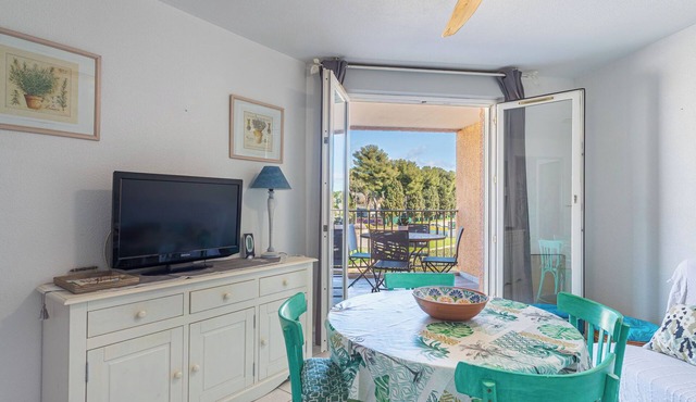 Super Croisette by Interhome