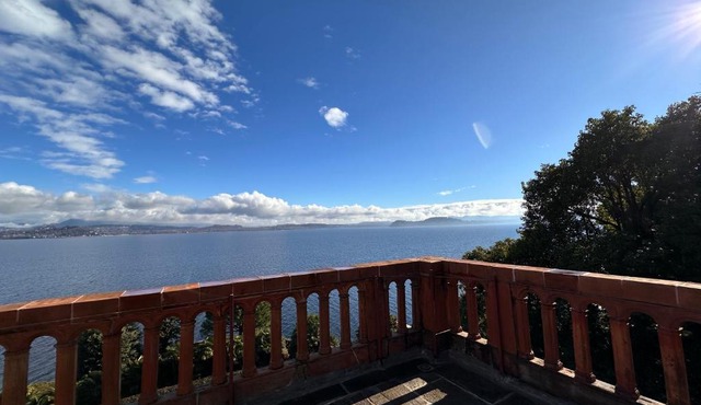 Torretta sul lago