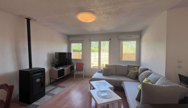 Villa du Cedre | House & Garden, Montrabe