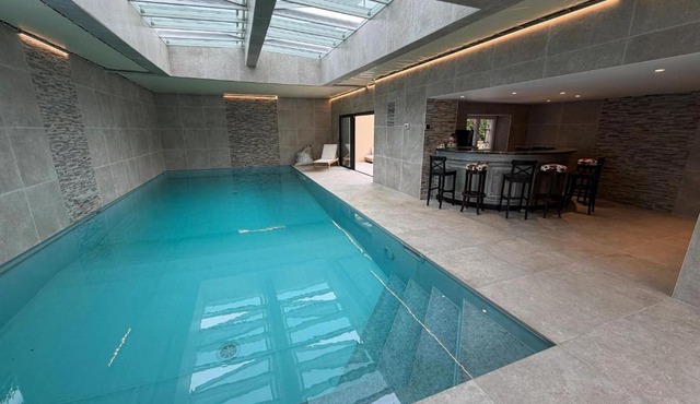 Villa moderne à Miniac-Morvan avec piscine