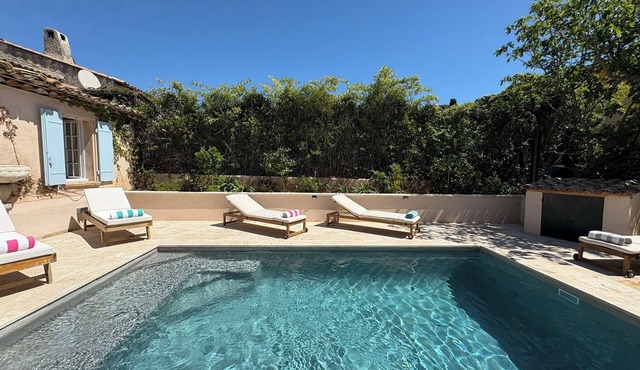 Villa Sereno - 20min from Saint-Tropez. 5 bedrooms with private pool.