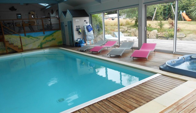 Villa With Pool Indoor heated to 28 °, Jaccuzzi, Sauna
