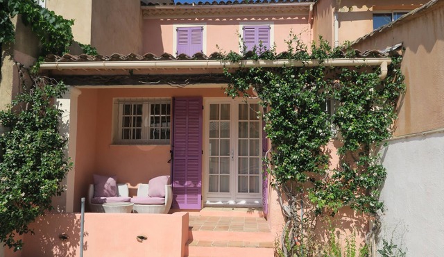 Warm, Cosy Home In Lovely Village Of Provence