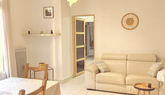 Well-located 3-room apartment in Nice. 2 minutes from Riquier station