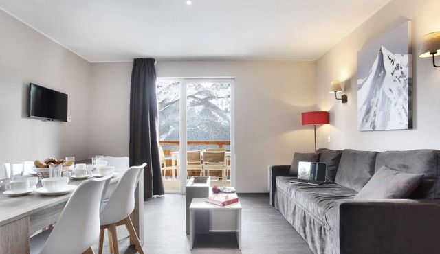 Wifi, swimming pool, tv, ski locker, 39m², Pra Loup