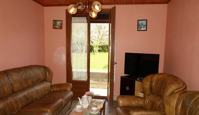 Wonderful private villa for 6 people with WIFI, TV, terrace, pets allowed and parking
