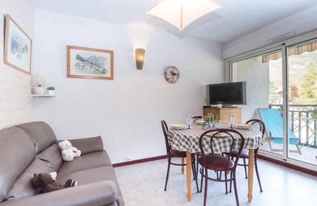 Appartement cosy 4 pers. avec balcon, tout équipé au cœur de Saint-Lary-Soulan - FR-1-296-139