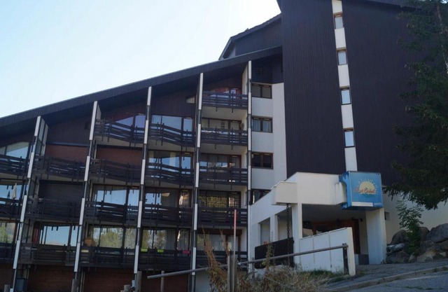 Appartement Enchastrayes, 1 pièce, 4 personnes - FR-1-165A-92