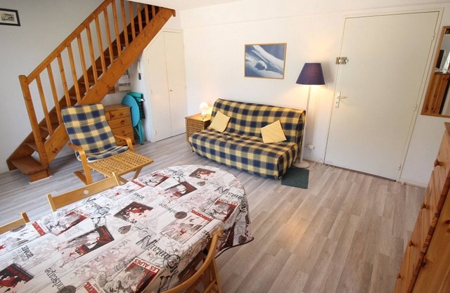 Bagnères-de-Luchon: Quiet duplex for 4, balcony, parking