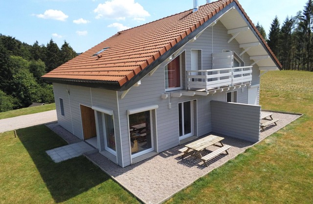 Chalet Persons 