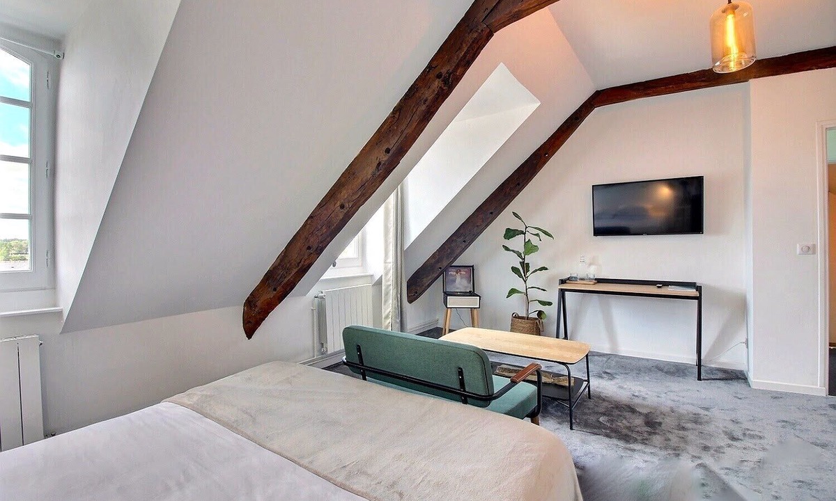 Lamballe Bed & Breakfast | Artefact
