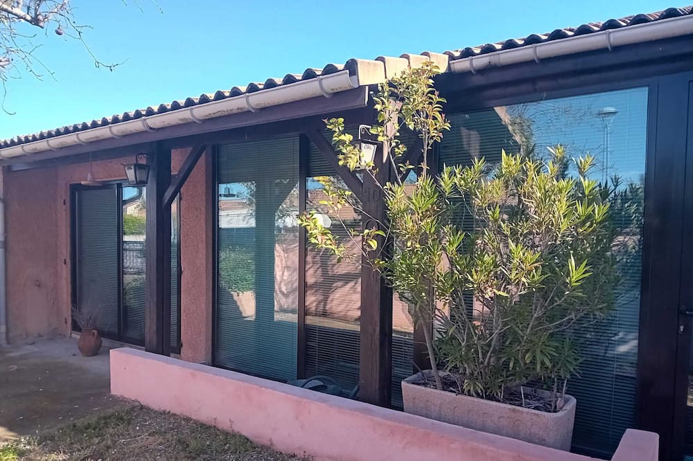Saint-Alban House | Homerez - Nice house for 5 ppl. with garden and terrace at Saint-Alban