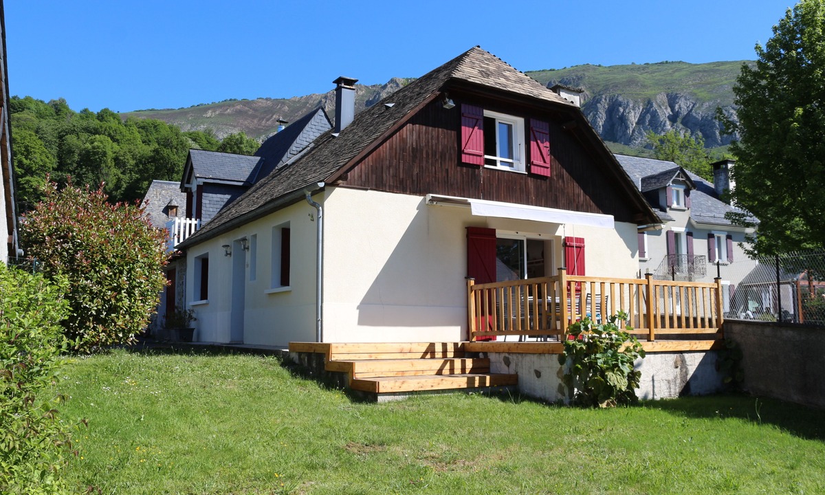 Gaillagos House | Village house in Val d'Azun, perfect for the whole family