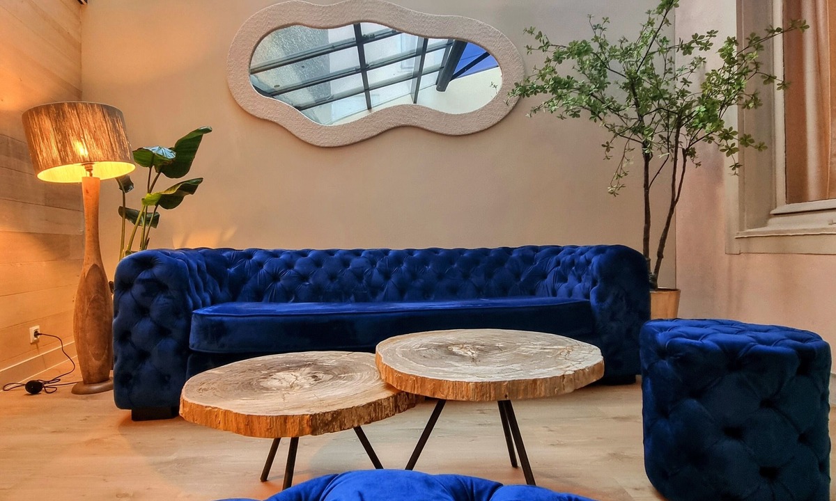 Troyes Apartment | Luxury apartment with a veranda, city center