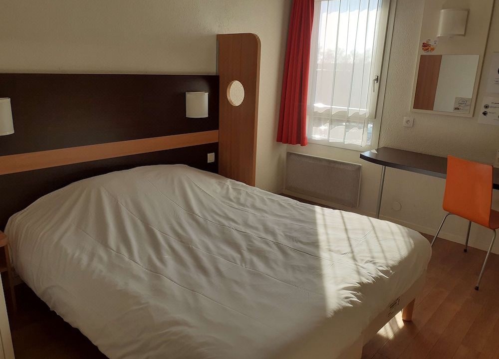 Photo of Bedroom in La Chapelle-Saint-Luc