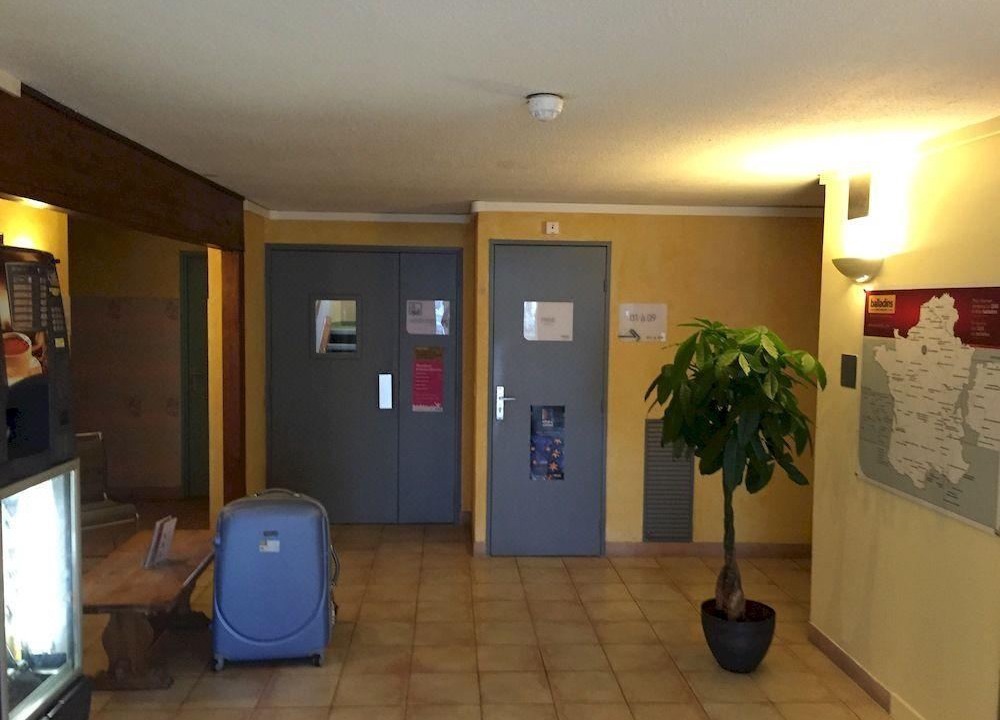 Photo of Livingroom in La Chapelle-Saint-Luc