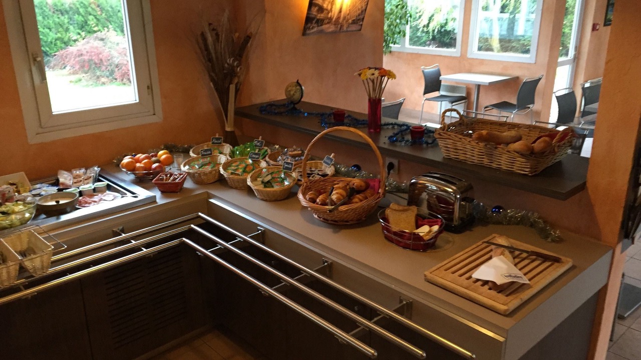 Photo of Livingroom in La Chapelle-Saint-Luc