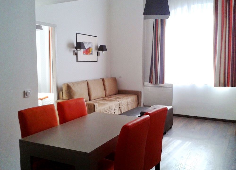 Photo of Livingroom in Saint - Aubin - Dupuy