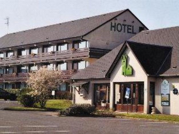 Photo of Buildings in Taden