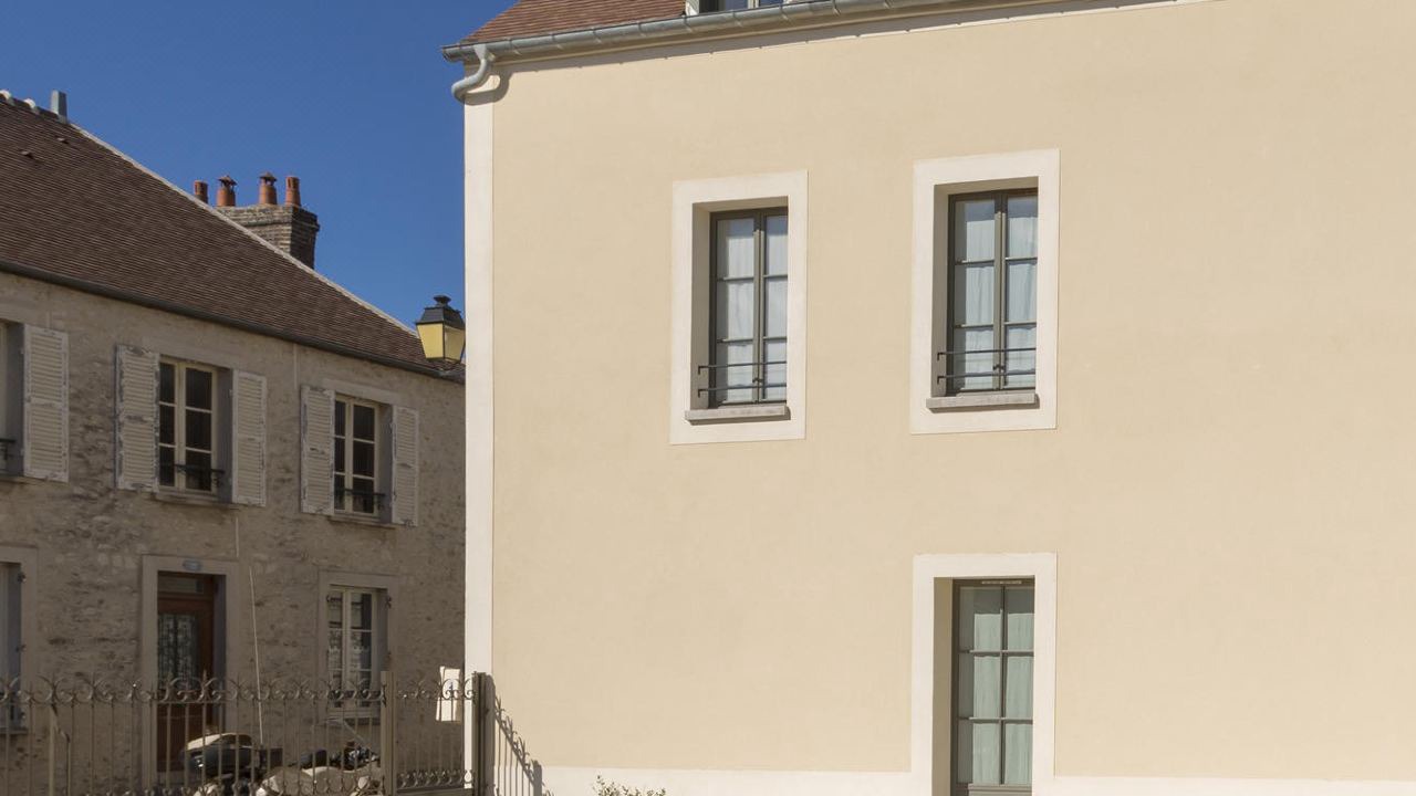 Photo of Buildings in Provins