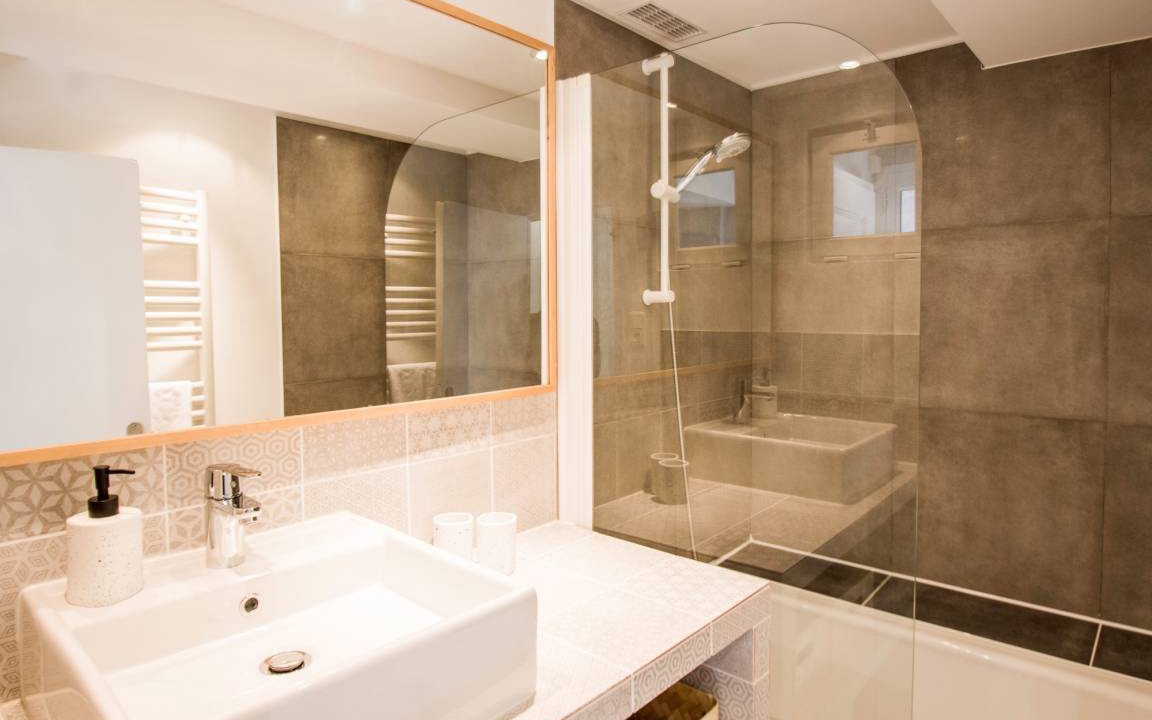 Photo of Bathroom in Toulouse City-Centre
