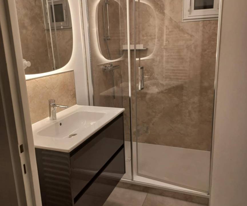 Photo of Bathroom in Binic