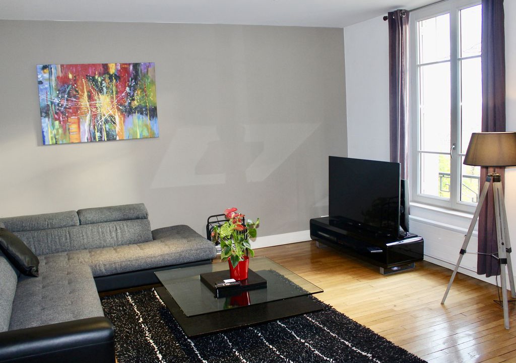 Photo of Livingroom in Quartier Beauregard-Boufflers-Buthegnemont-Boudonville