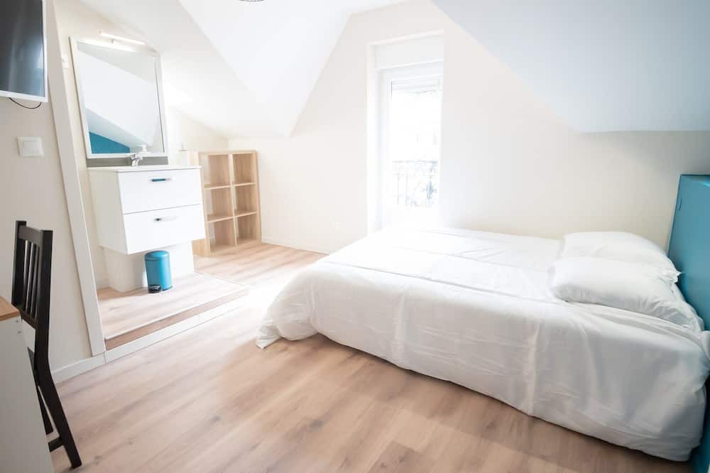 Photo of Bedroom in Quartier Beauregard-Boufflers-Buthegnemont-Boudonville